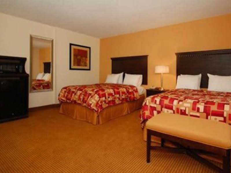 Comfort Inn Belle Vernon Buitenkant foto